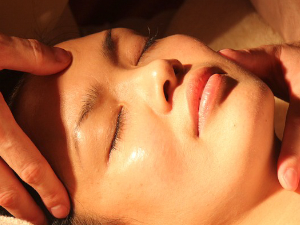 masaje facial japones vigo